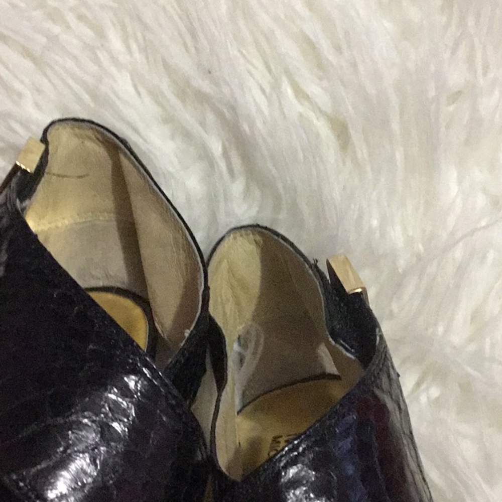 Excellent condition Michael Kors (NEGOTIABLE) - Picture 8 of 8